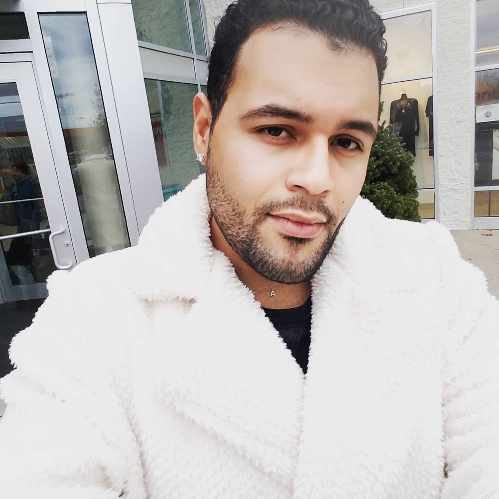 Meet your Posher, Daniel